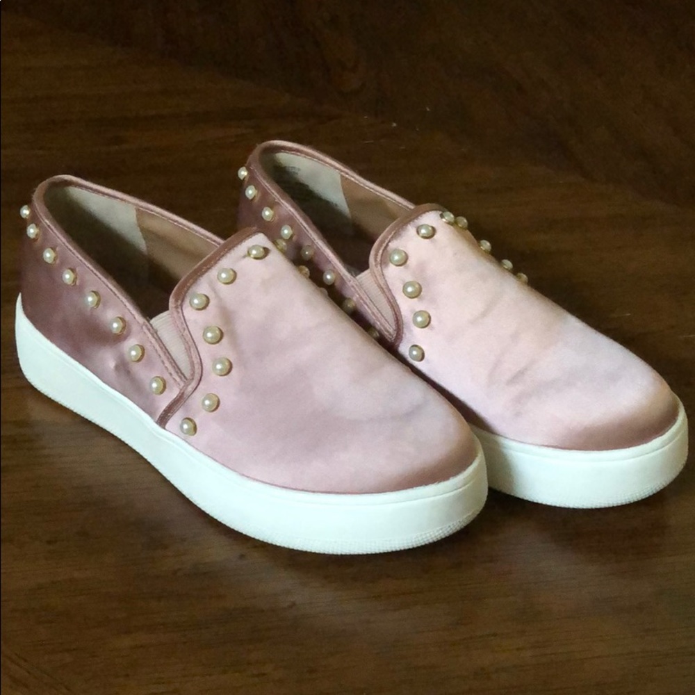 Steve Madden Pearl Slip On
